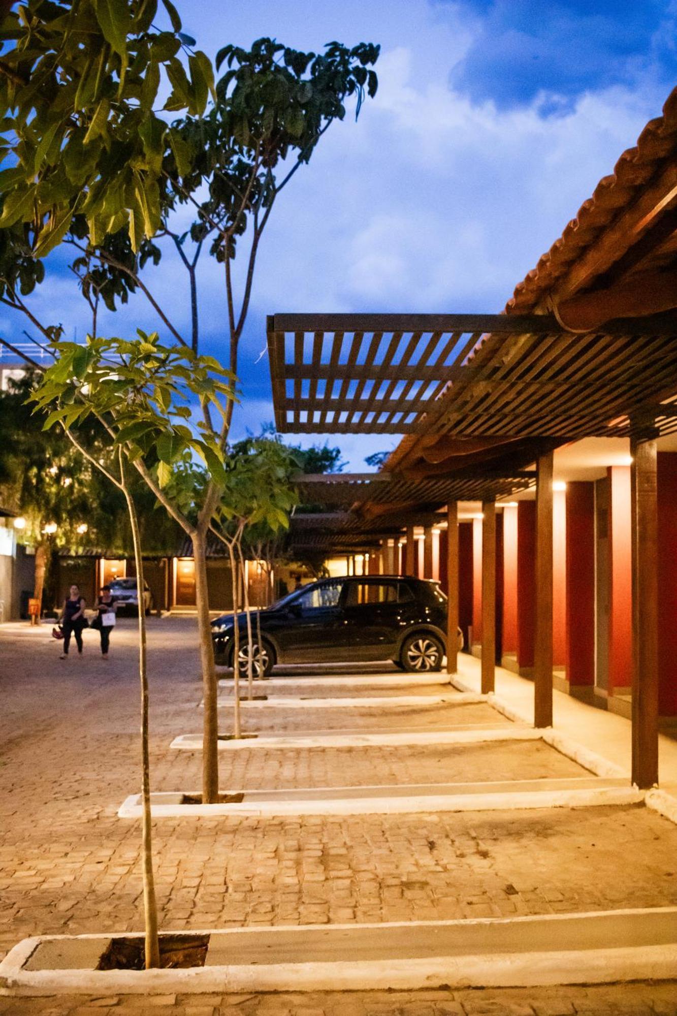 W4 Hotel Irece Екстериор снимка